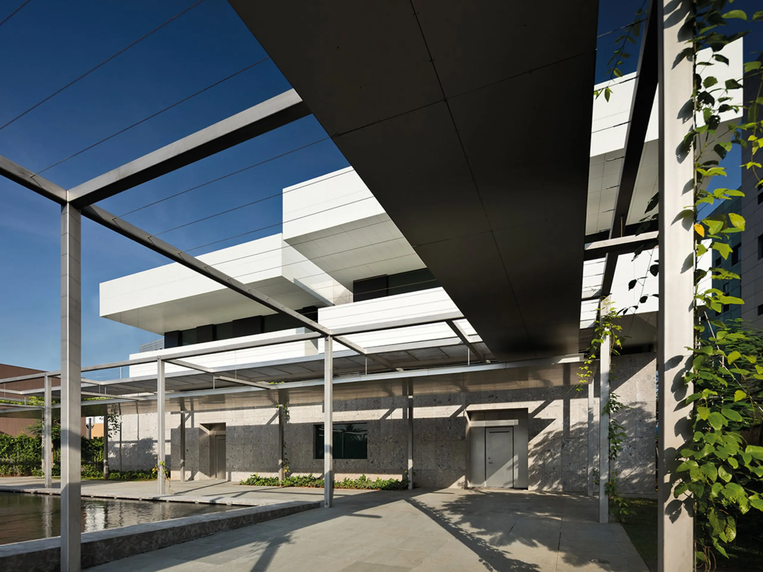 australian-embassy-4