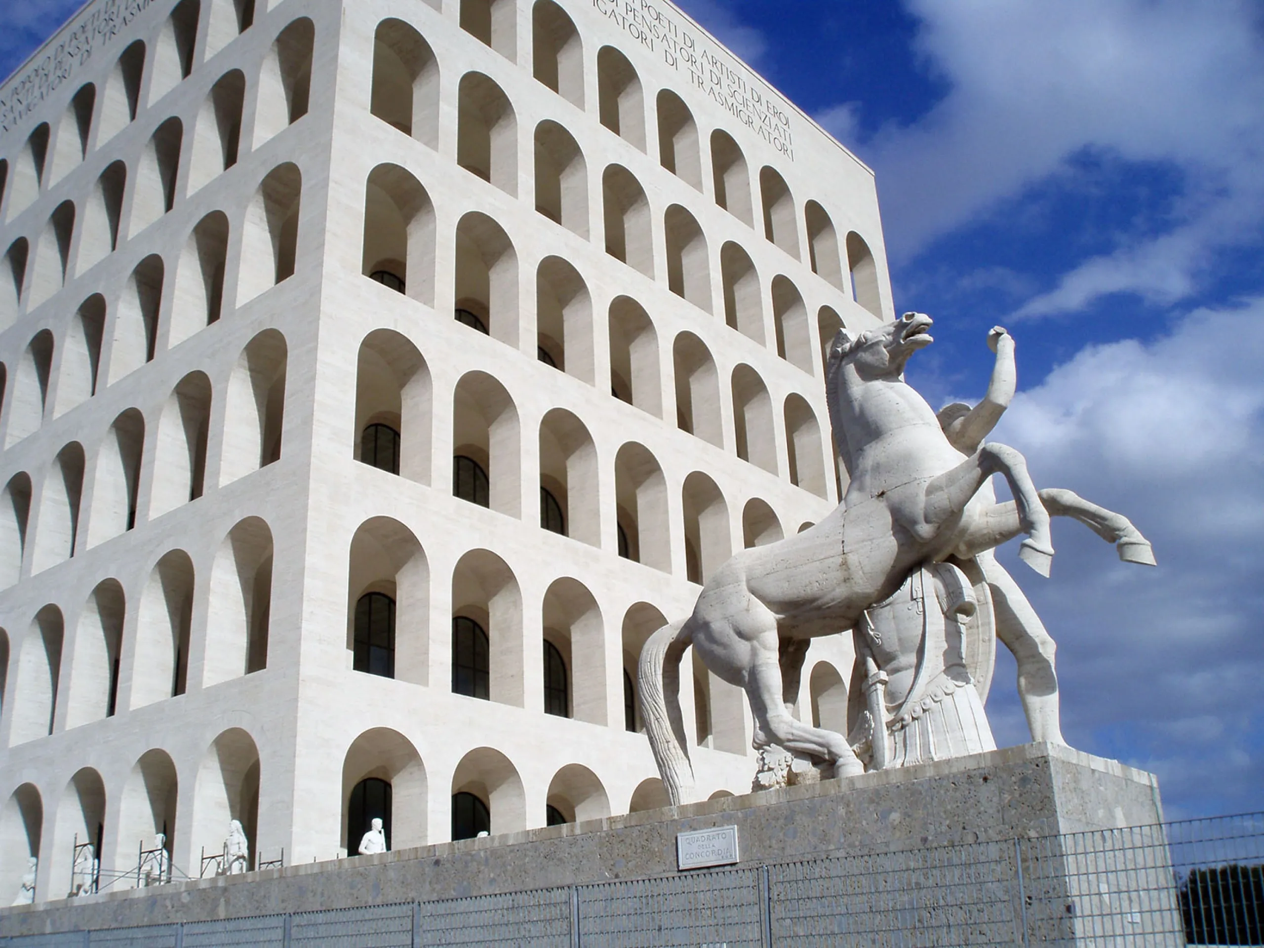 palazzo-della-civilta-italiana-4